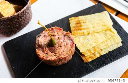Raw veal tartare 95476143