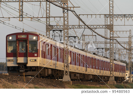 近鐵特快列車（櫛田～總台） 95480563