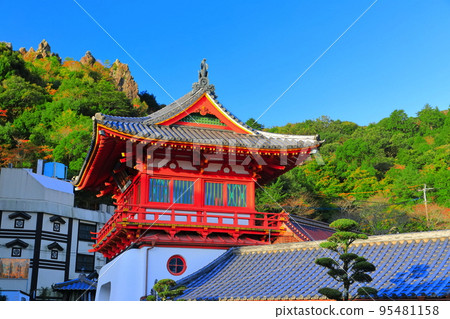 [Saga Prefecture] Takeo Onsen Tower Gate in sunny weather 95481158