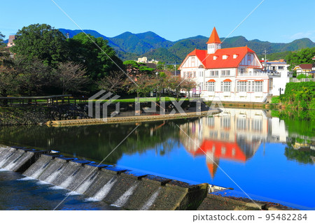 [Saga Prefecture] Sunny Ureshino Onsen (Siebold-no-Yu) 95482284