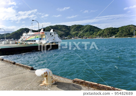山陰島根的七瑞港和高速船彩虹 山陰島根的七瑞港和高速船彩虹 95482689