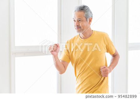 Senior male fitness image Senior male fitness image 95482899