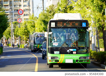 在並木通（日野/藍絲帶城）開往葛西站的都市巴士 95484300