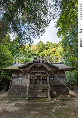 鳥取縣日野郡日南町印加樂樂福神社禮拜堂 95484354