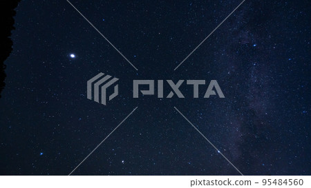 秋天夜空中的星星等待獵戶座流星雨 95484560