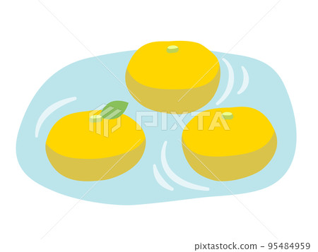 Yuzu and hot water 95484959