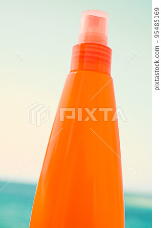 Suntan lotion, spf protection and skin care, sun tan bottle on the beach, beauty and skincare cosmetics product brand Suntan lotion, spf protection and skin care, sun tan bottle on the beach, beauty and skincare cosmetics product brand 95485169