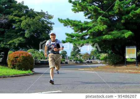 慢跑的高級 95486207