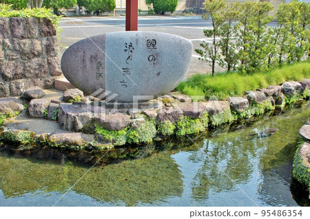 Shimabara City, a town where koi swim Shimabara City, a town where koi swim 95486354