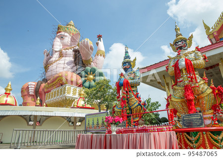 Perspective of Lord Ganesha and Giant in Wat Pong Agas temple is a famous buddhist temple with a large golden pagoda in Thailand. Perspective of Lord Ganesha and Giant in Wat Pong Agas temple is a famous buddhist temple with a large golden pagoda in Thailand. 95487065