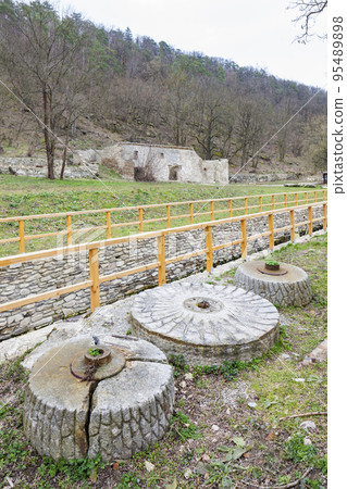 old paper mill in Dyje valley, Znojmo Region, Czech Republic 95489898