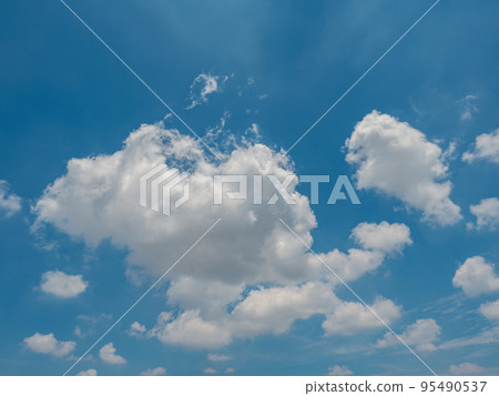 Blue sky and white clouds Blue sky and white clouds 95490537