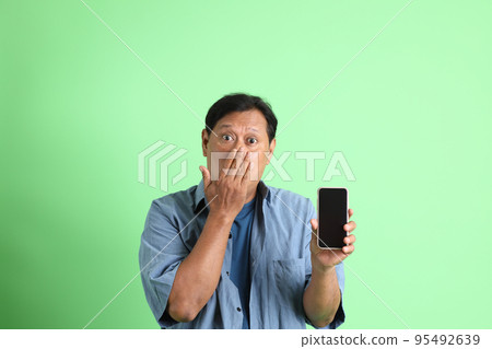 Indian Asian Man 95492639