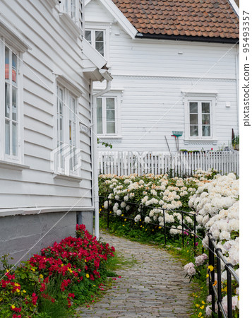 the city of Stavanger in norway 95493357