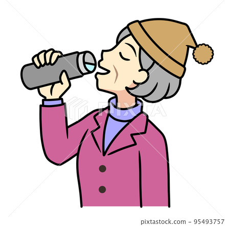Elderly woman drinking water from a water bottle 95493757