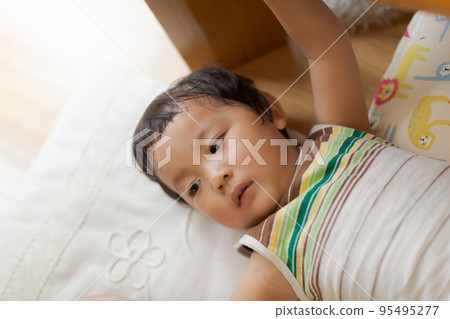 2-3 Year, 2-years-old, younger 95495277