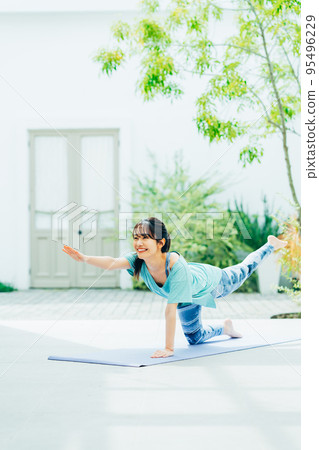 A young lad yoga A young lad yoga 95496229
