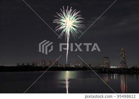 Kita Ward Fireworks Festival: 2022 Kita Ward Fireworks Festival: 2022 95498612