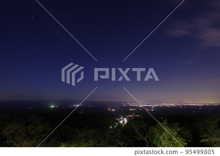 A lover's sanctuary, a superb view of the starry sky from the Nasu Kogen Observatory A lover's sanctuary, a superb view of the starry sky from the Nasu Kogen Observatory 95499805