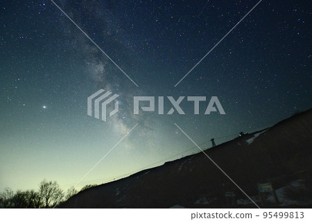 The starry sky of Nasu Plateau / Nasu Town, Tochigi Prefecture The starry sky of Nasu Plateau / Nasu Town, Tochigi Prefecture 95499813