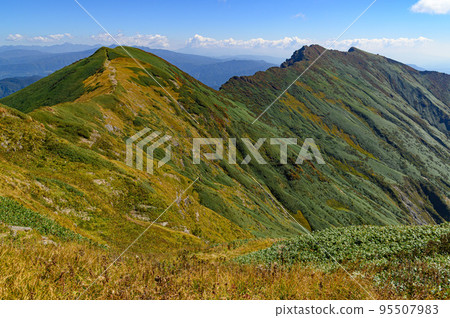 秋天的谷川山脈，一之倉山 - Mt. 95507983