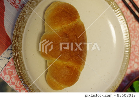 Delicious fluffy and soft bread 95508012