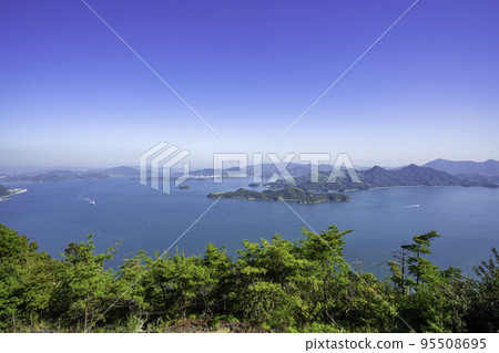 三原：從吹影山眺望的觀景台廣場：廣島縣三原市尾崎島、鷺島、因島 95508695