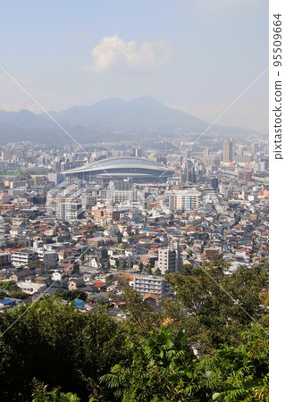 足立公園展望廣場從展望台看到的小倉北區街景 95509664