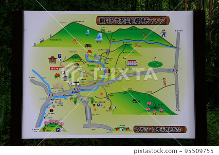 "Higashi Tanzawa Nanasawa Hot Springs Sightseeing Map" installed in front of Muranakayama Kannonji Temple in Nanasawa 95509755