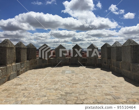 從西班牙城堡頂部的視圖 95510464