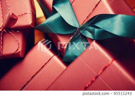 Christmas Gift Wrapping 3D illustration 95511243