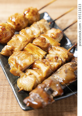 Delicious yakitori platter 95511813
