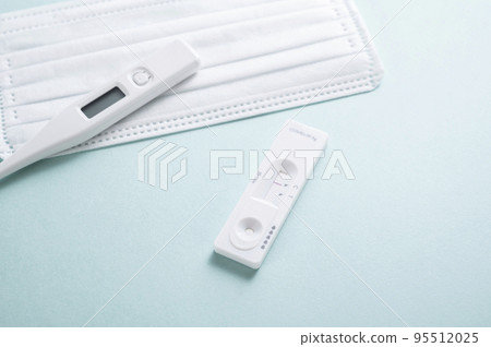 Antigen test kit, non-woven mask and thermometer 95512025