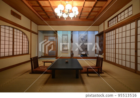 Image of a guest room in a long-established inn 95513516