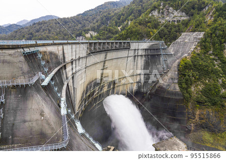 Kurobe Dam Tourism Water Dispersion Kurobe Dam Tourism Water Dispersion 95515866