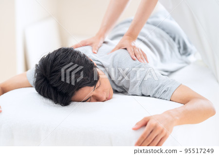 Male Chiropractic Massage Osteopathic Shiatsu 95517249