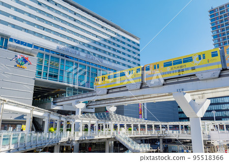 Kitakyushu City Kokura Station and the Kitakyushu Monorail Kokura Castle Exit (South Exit) in sunny weather 95518366