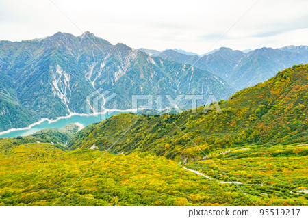 立山索道,從大觀峰眺望 立山索道,從大觀峰眺望 95519217