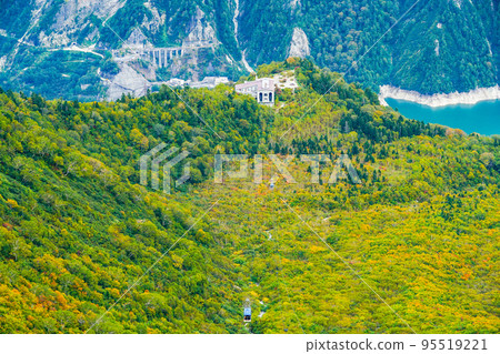 立山索道,從大觀峰眺望 立山索道,從大觀峰眺望 95519221