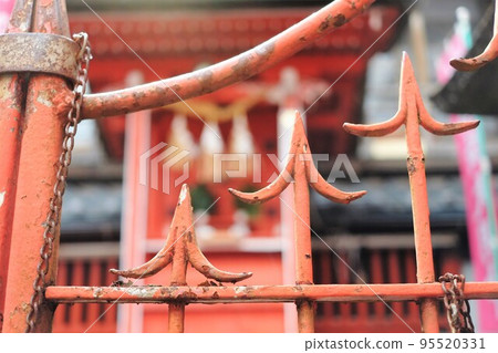Shrine gate 95520331