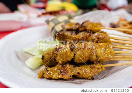 沙爹馬來西亞街頭美食烤雞肉串 沙爹馬來西亞街頭美食烤雞肉串 95521360