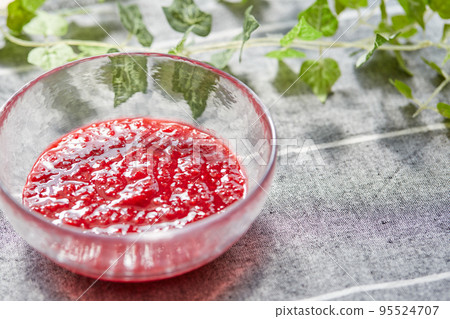 手工製作覆盆子果醬 95524707