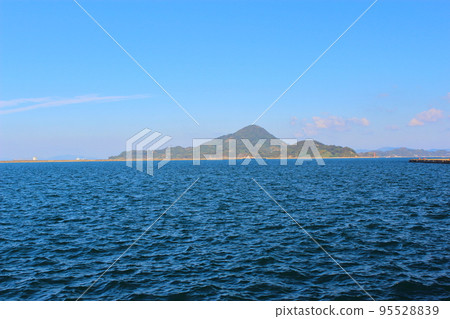 [Matsuyama City, Ehime Prefecture] Gogo Island Seto Inland Sea 95528839