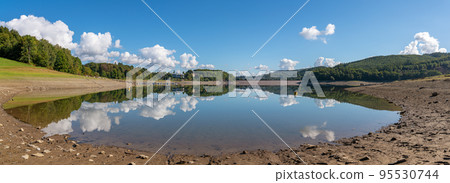 Henne lake, Meschede, Sauerland, Germany Henne lake, Meschede, Sauerland, Germany 95530744