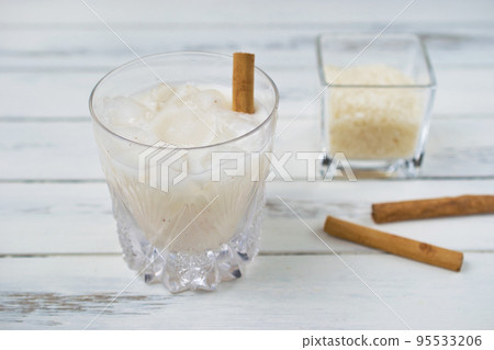 Mexican drink horchata 95533206