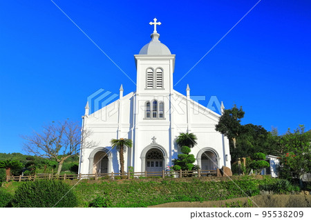 [Kumamoto Prefecture] Sunny Oe Cathedral (Amakusa) 95538209