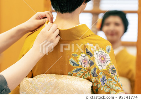 穿和服的風景 95541774