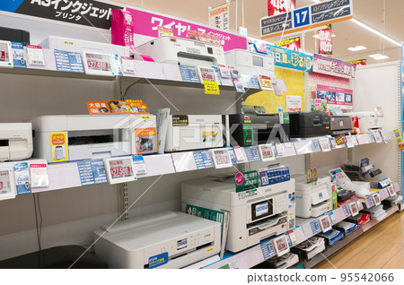 Shopping at home electronics retail stores Shopping at home electronics retail stores 95542066