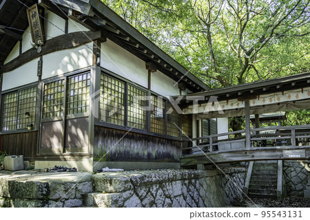 Mihara Hachimangu Shinsenden (Mihara City, Hiroshima Prefecture) Mihara Hachimangu Shinsenden (Mihara City, Hiroshima Prefecture) 95543131
