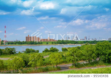 Near Saiko Park, view from Arakawa bank, summer scenery Near Saiko Park, view from Arakawa bank, summer scenery 95543436